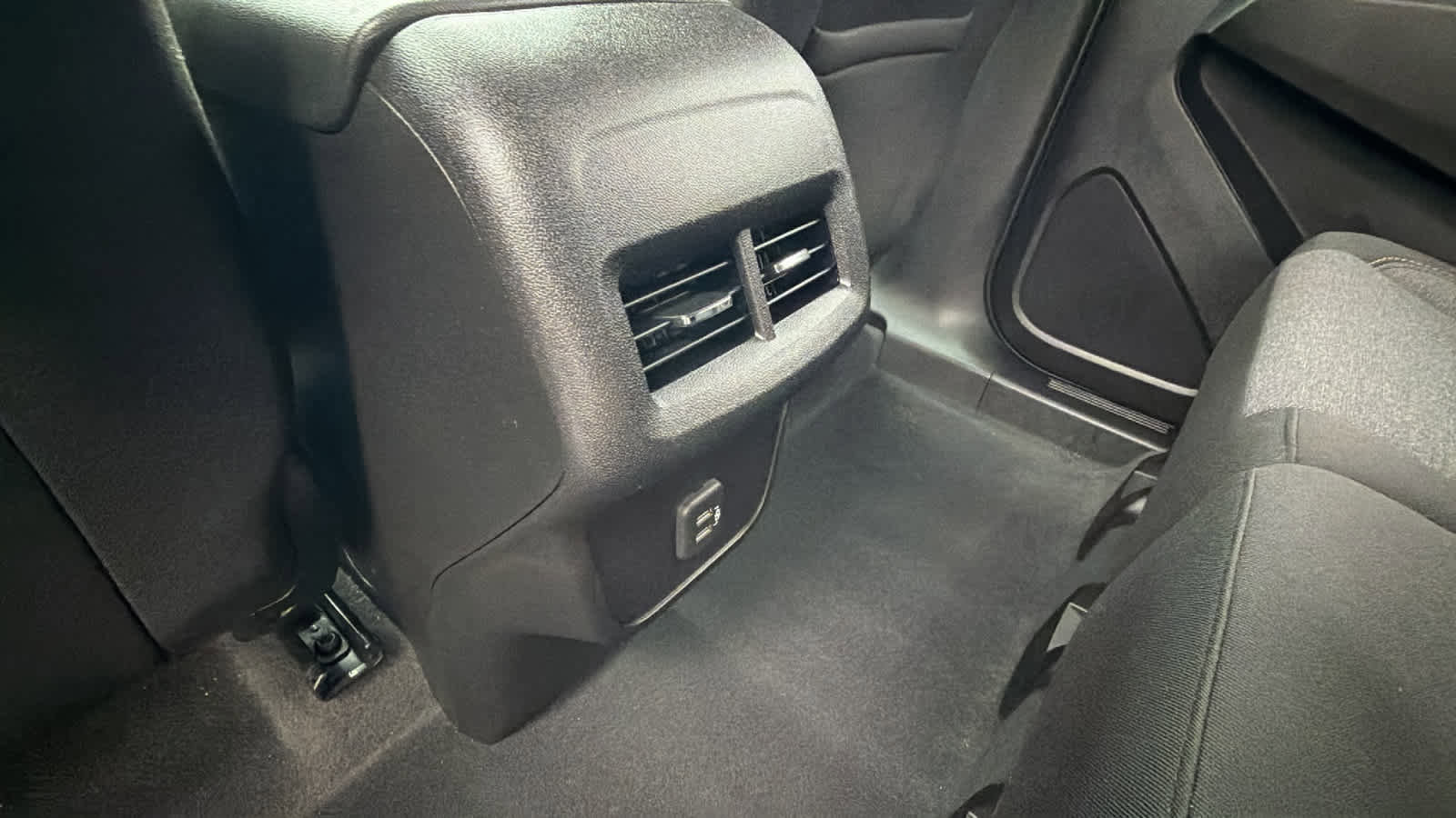 Used 2022 Chevrolet Equinox LT image 25