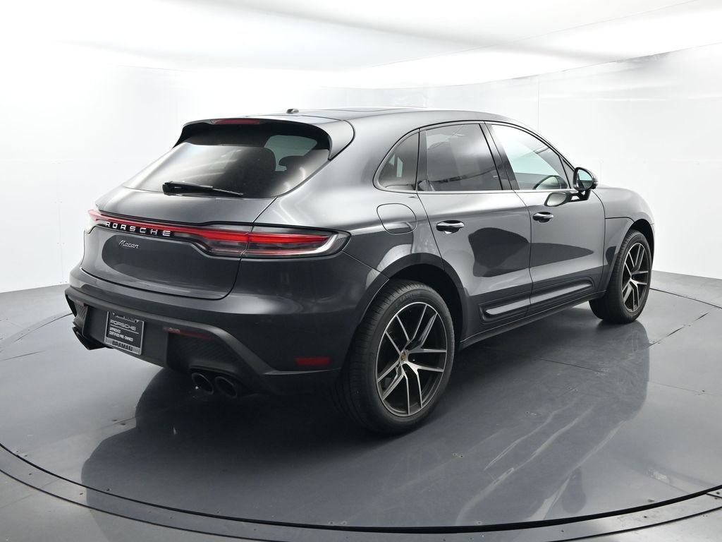 Certified 2023 Porsche Macan AWD/4WD image 14