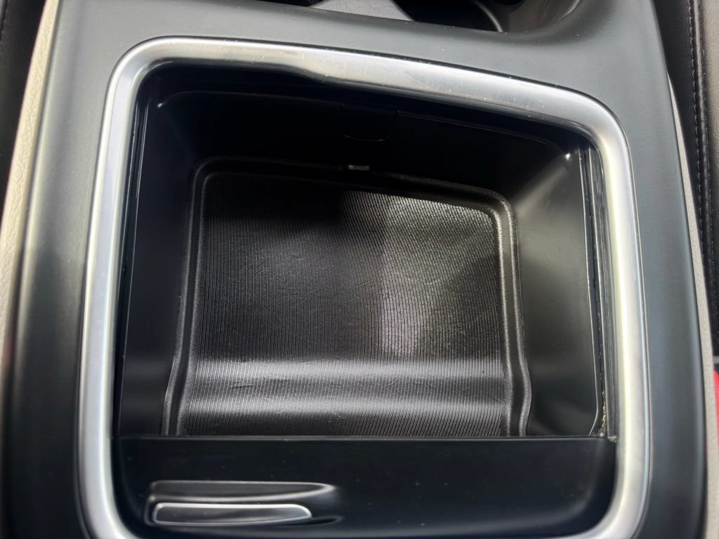 Used 2023 Chrysler Pacifica Touring-L FWD image 32
