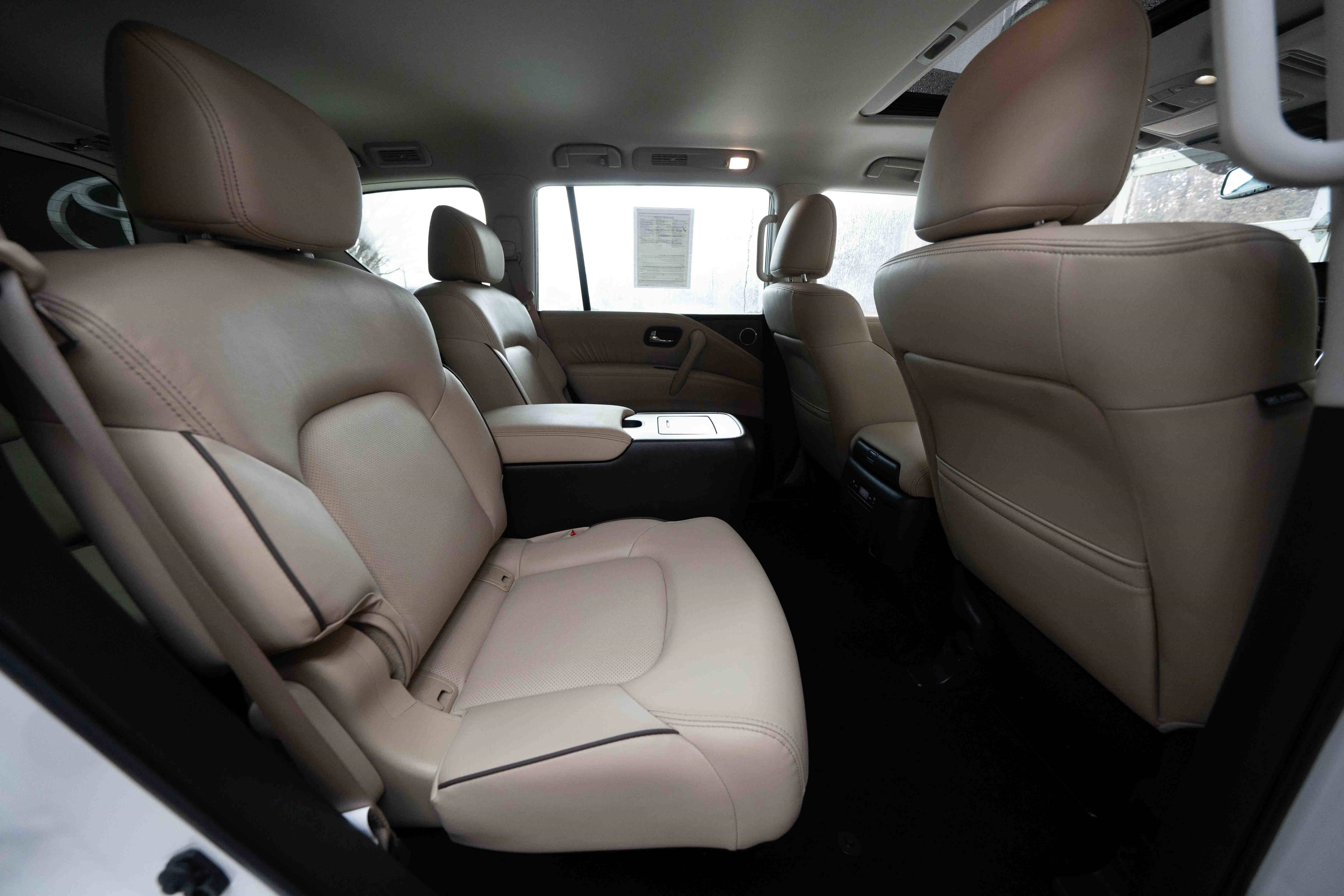 Used 2024 Nissan Armada SL w/ Captain's Chairs Package image 25