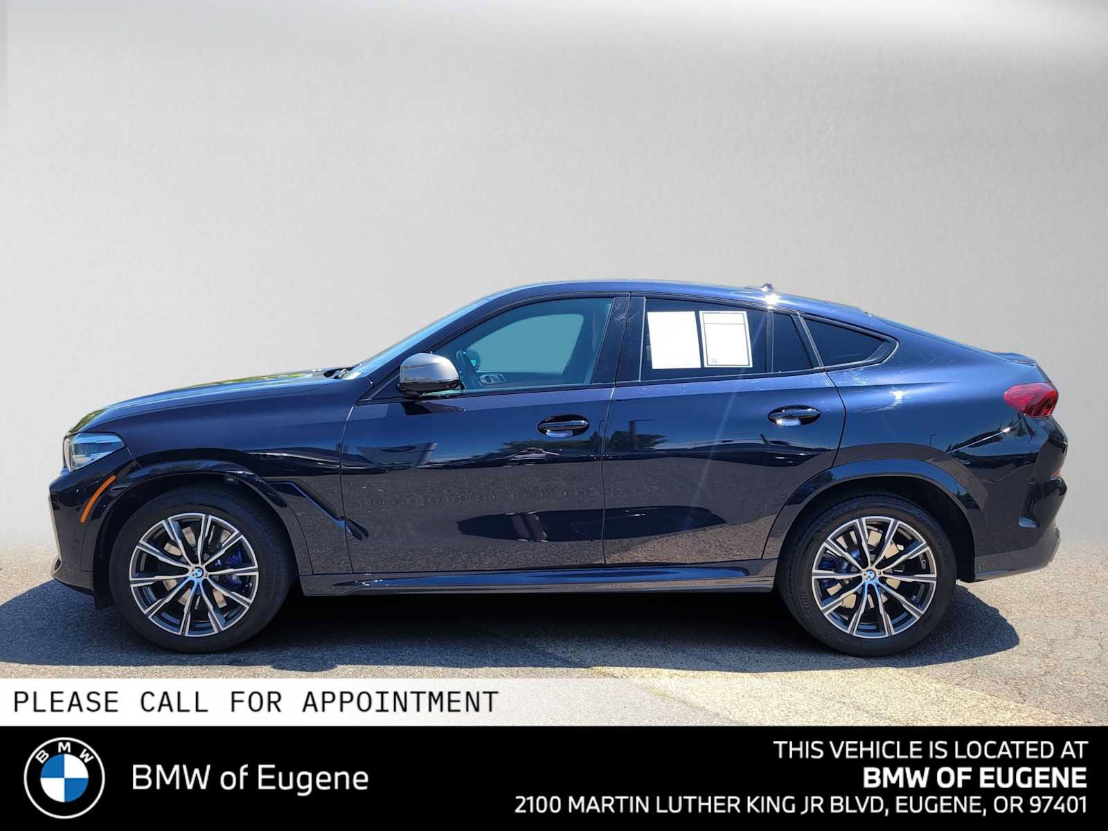 Used 2023 BMW X6 M50i w/ Parking Assistance Package AWD/4WD image 6