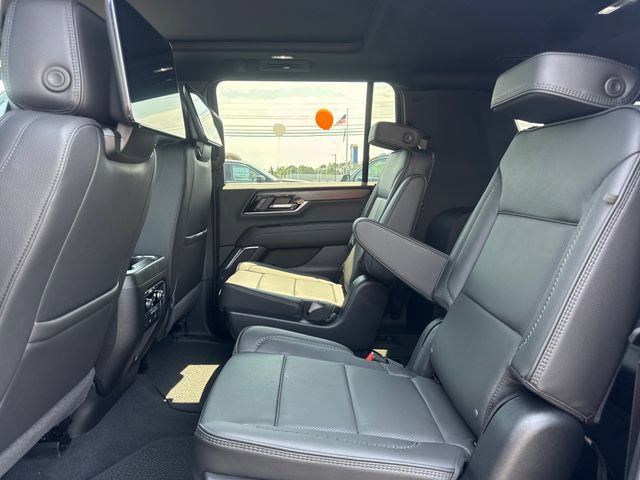 New 2026 GMC Yukon XL Denali w/ Denali Reserve Package AWD/4WD image 11