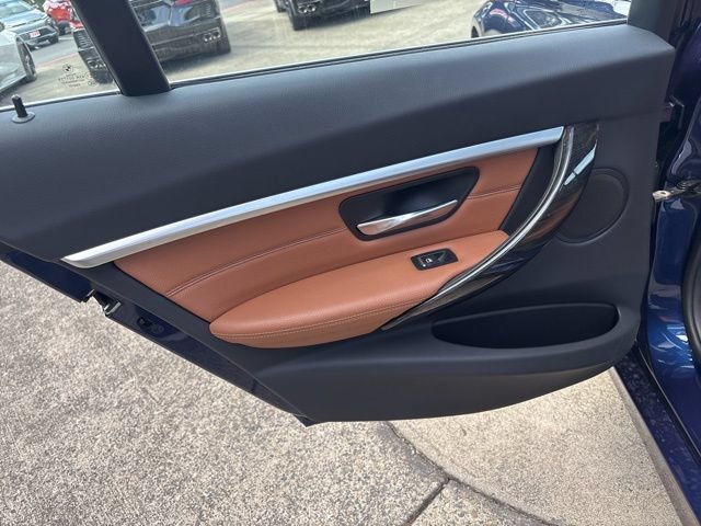 Used 2017 BMW 330i Sedan RWD image 30