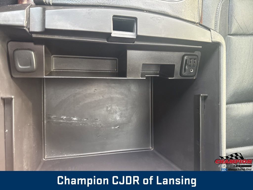 Used 2015 GMC Yukon XL SLT image 41