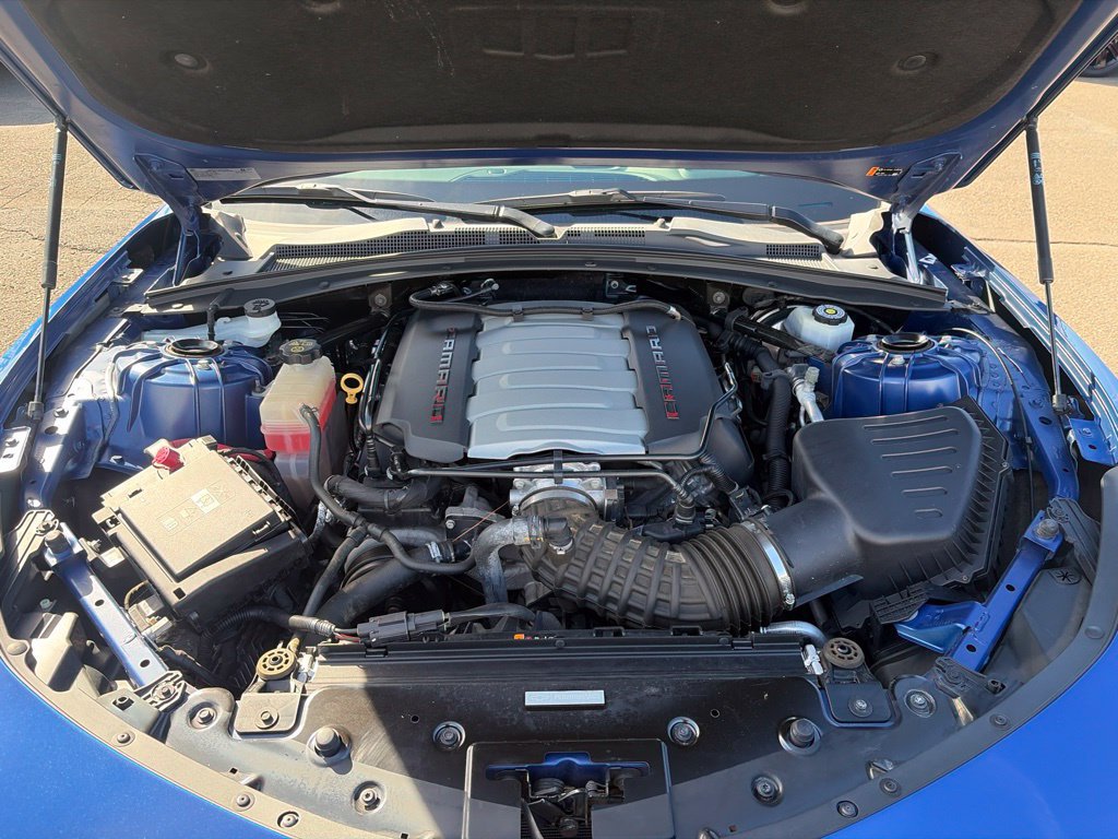 Used 2019 Chevrolet Camaro SS RWD image 25