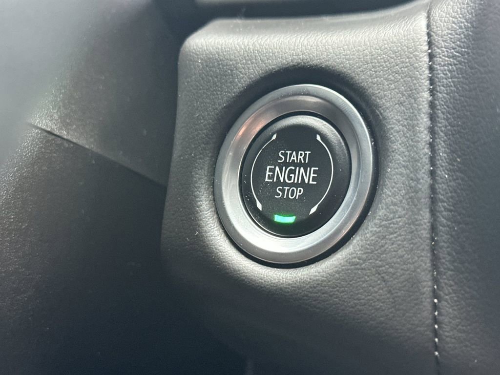 Used 2024 GMC Yukon SLT image 22
