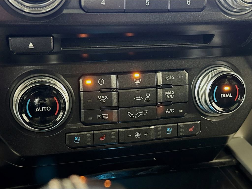 Used 2018 Ford F150 Platinum w/ Technology Package image 15