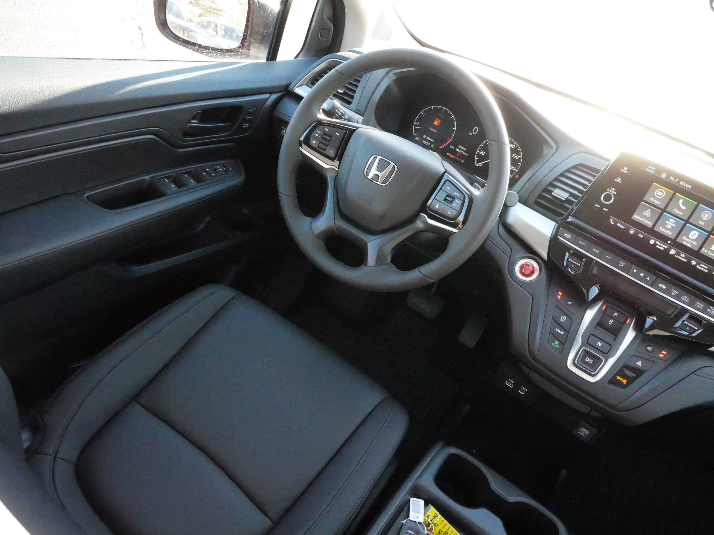 Certified 2026 Honda Odyssey EX-L image 9