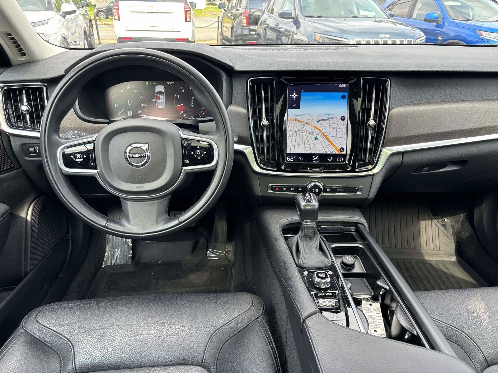 Used 2020 Volvo V90 T6 Cross Country w/ Protection Package Premier AWD/4WD image 12