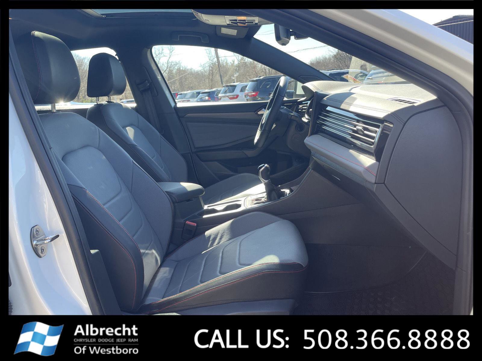 Used 2025 Volkswagen Jetta GLI Autobahn image 20