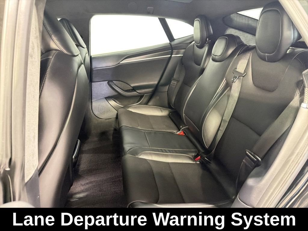 Used 2021 Tesla Model S Plaid image 11