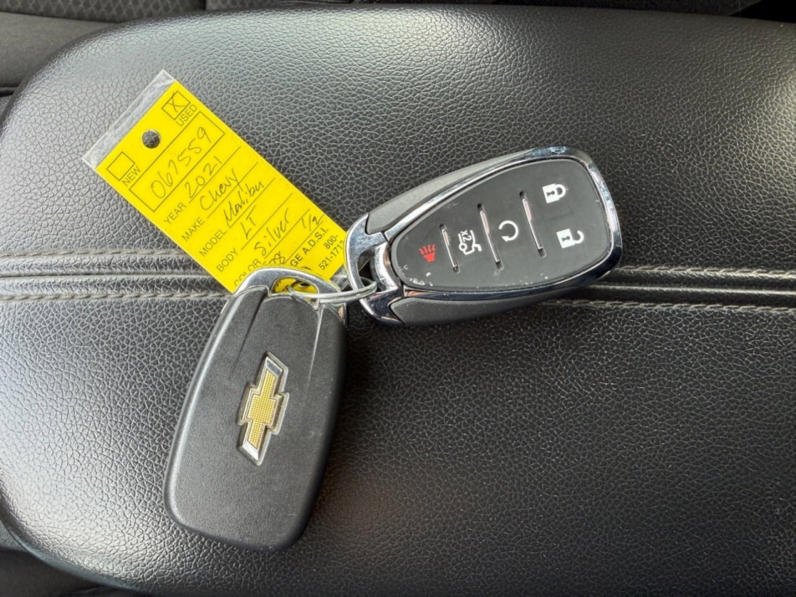 Used 2021 Chevrolet Malibu LT image 39