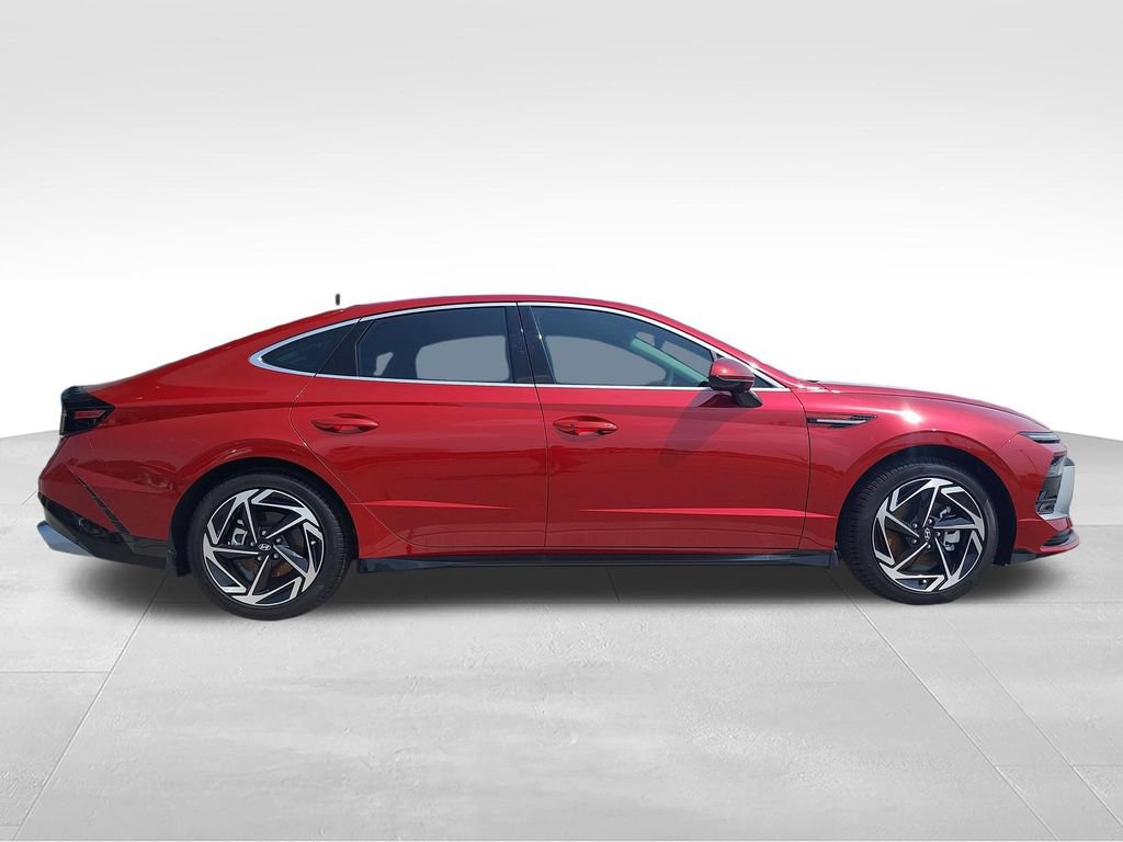 New 2026 Hyundai Sonata SEL FWD image 6