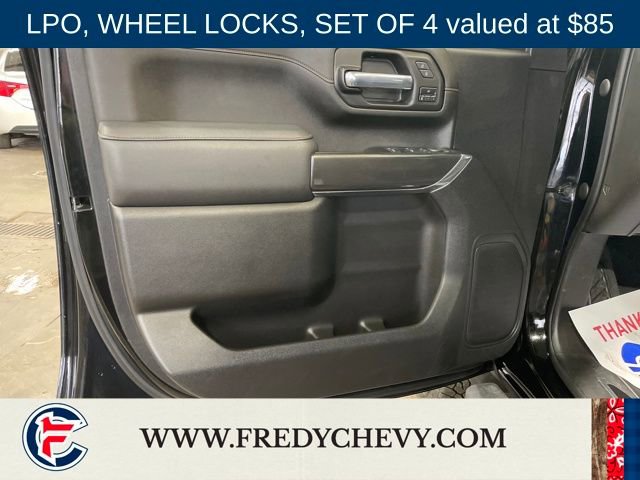 Used 2022 GMC Sierra 2500 AT4 image 11