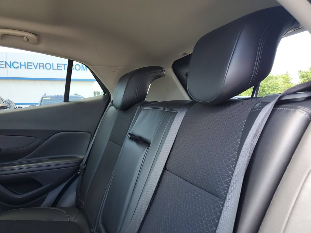 Used 2019 Buick Encore Preferred w/ Safety Package FWD image 28