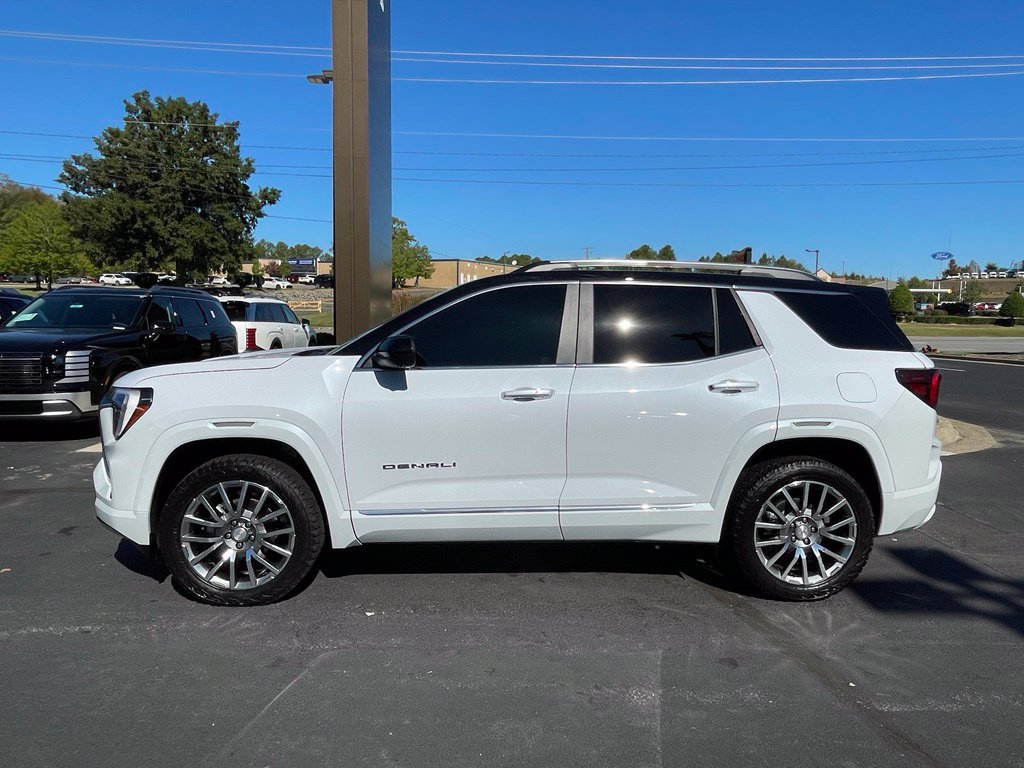 Used 2026 GMC Terrain Denali AWD/4WD image 5