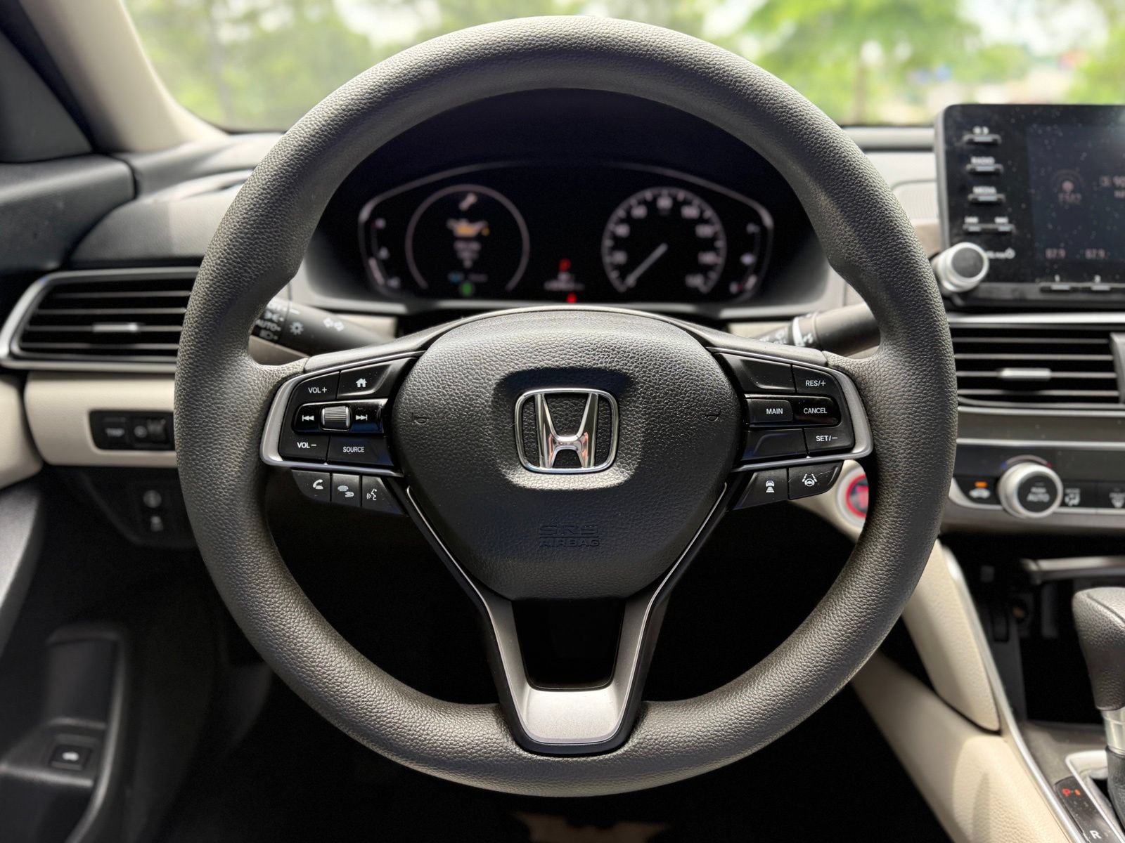 Used 2018 Honda Accord LX image 25