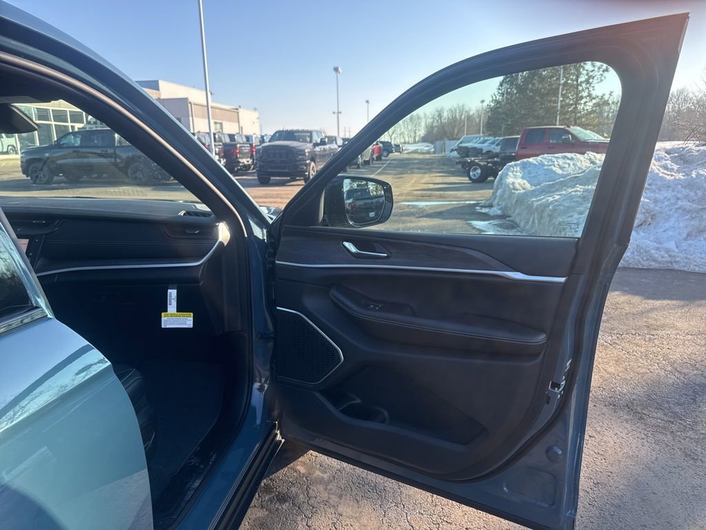 New 2026 Jeep Grand Cherokee Limited image 56