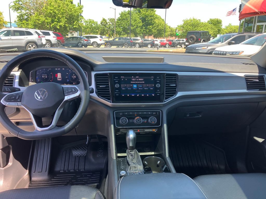 Used 2023 Volkswagen Atlas SE w/ Panoramic Sunroof Package AWD/4WD image 15