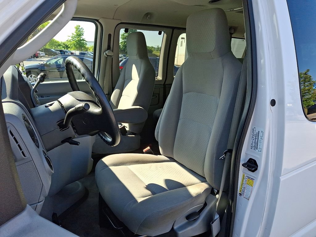Used 2012 Ford E-350 and Econoline 350 XLT RWD image 15