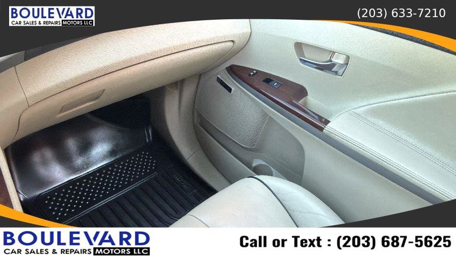 Used 2013 Toyota Venza Limited AWD/4WD image 14