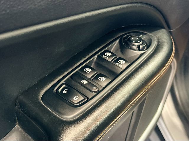 Used 2018 Jeep Compass Limited w/ Navigation Group image 19