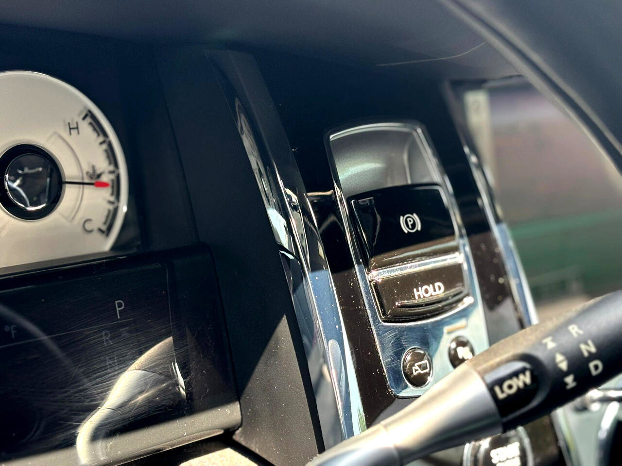 Used 2016 Rolls-Royce Wraith image 28