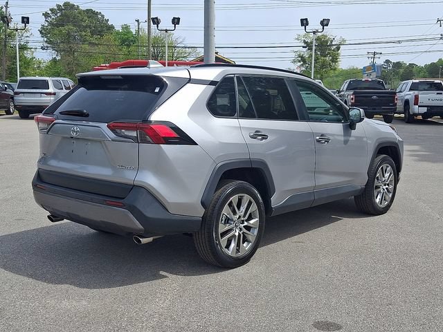 Used 2019 Toyota RAV4 Limited FWD image 5