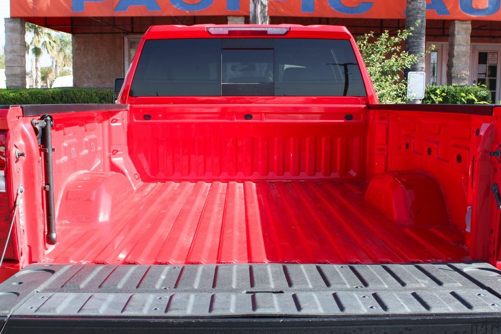 Used 2022 Chevrolet Silverado 2500 LT w/ Convenience Package image 8