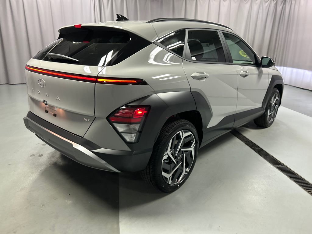 New 2026 Hyundai Kona SEL Premium image 7