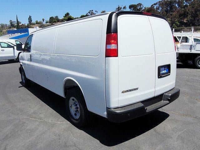 New 2026 Chevrolet Express 2500 Extended w/ Communications Package RWD image 6