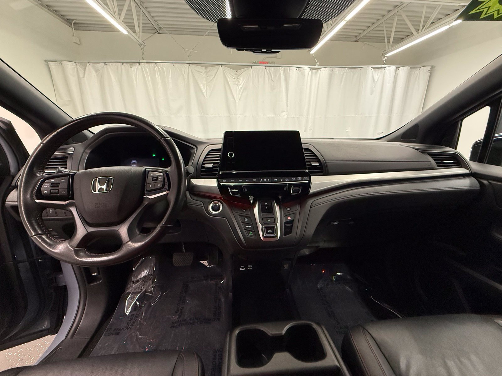 Used 2025 Honda Odyssey Sport-L image 18