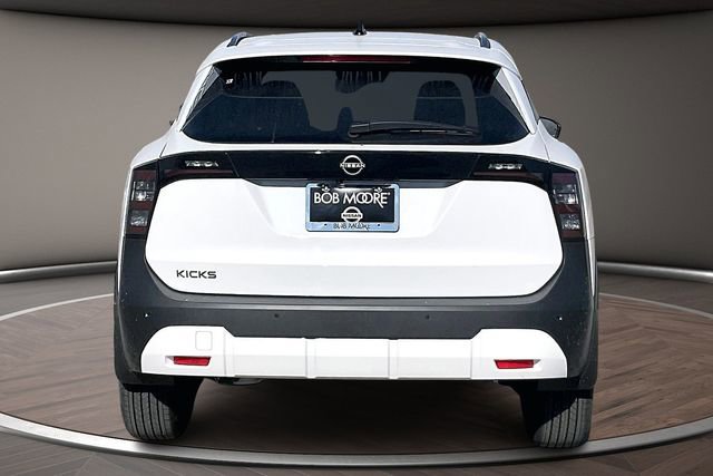 New 2026 Nissan Kicks SV w/ SV Premium Package image 4