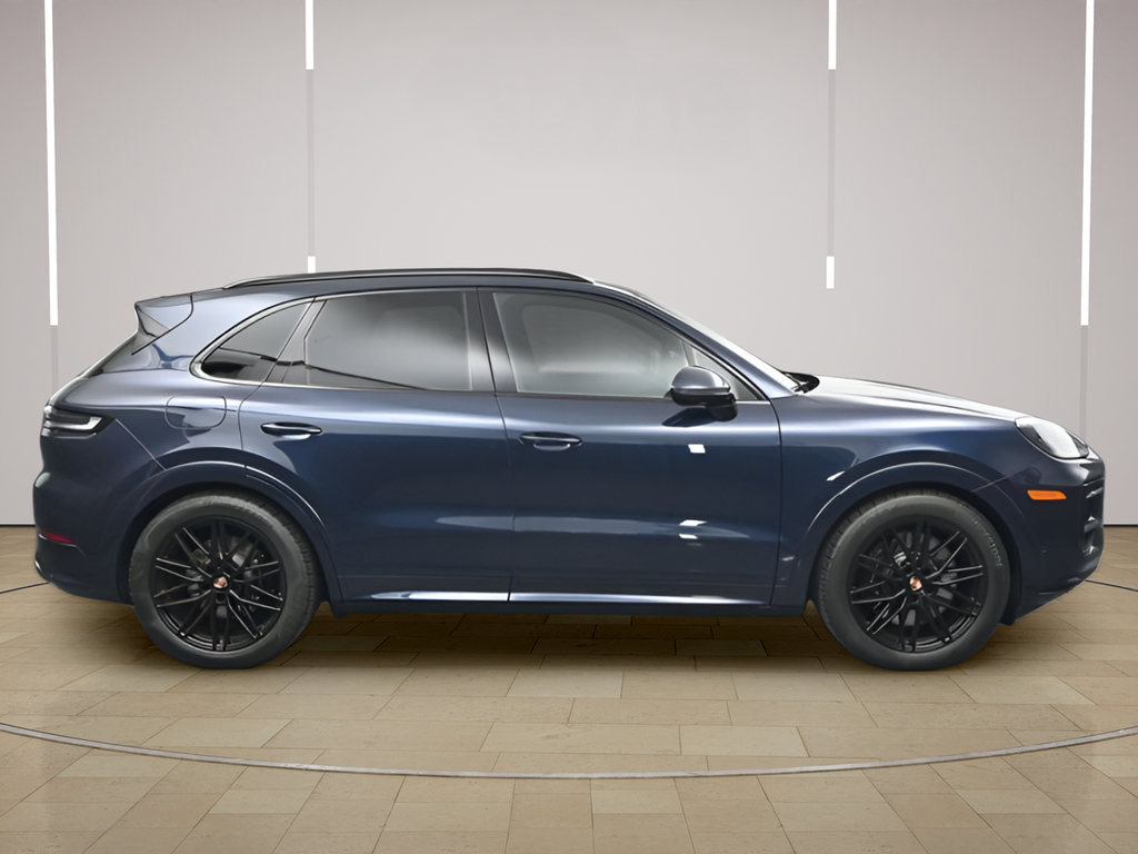 Certified 2026 Porsche Cayenne GTS AWD/4WD image 26