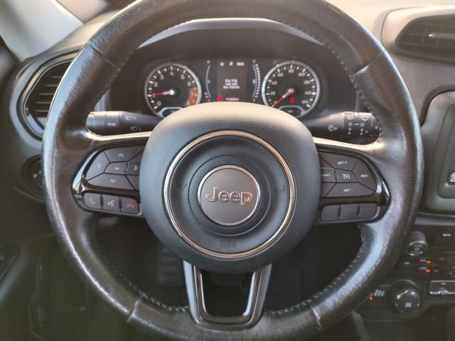 Used 2020 Jeep Renegade Altitude AWD/4WD image 11