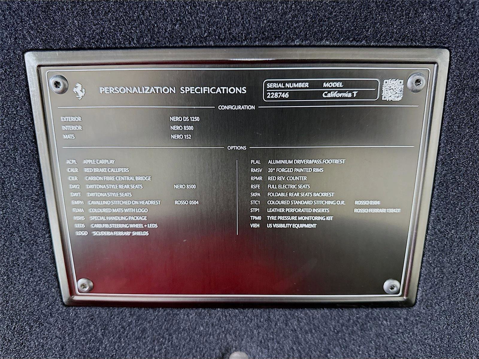 Used 2018 Ferrari California T image 30