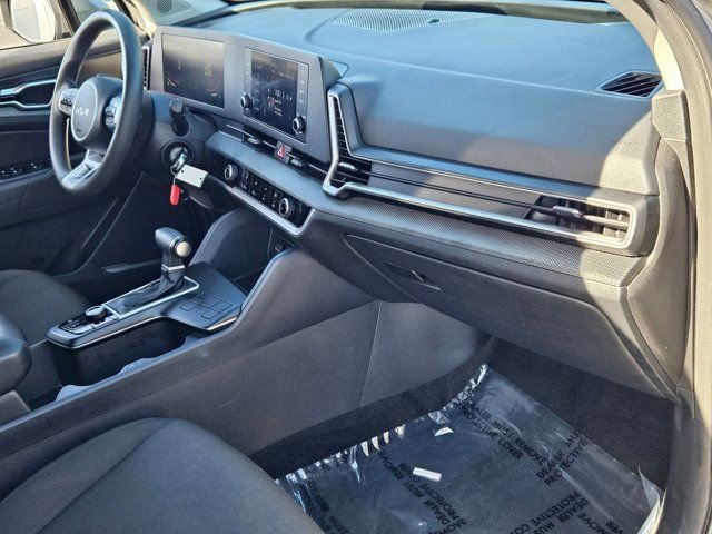 Used 2024 Kia Sportage LX image 32