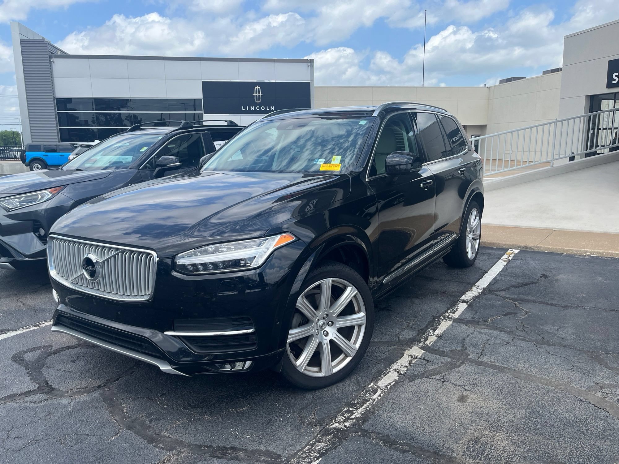 Used 2018 Volvo XC90 T6 Inscription w/ Convenience Package AWD/4WD image 1