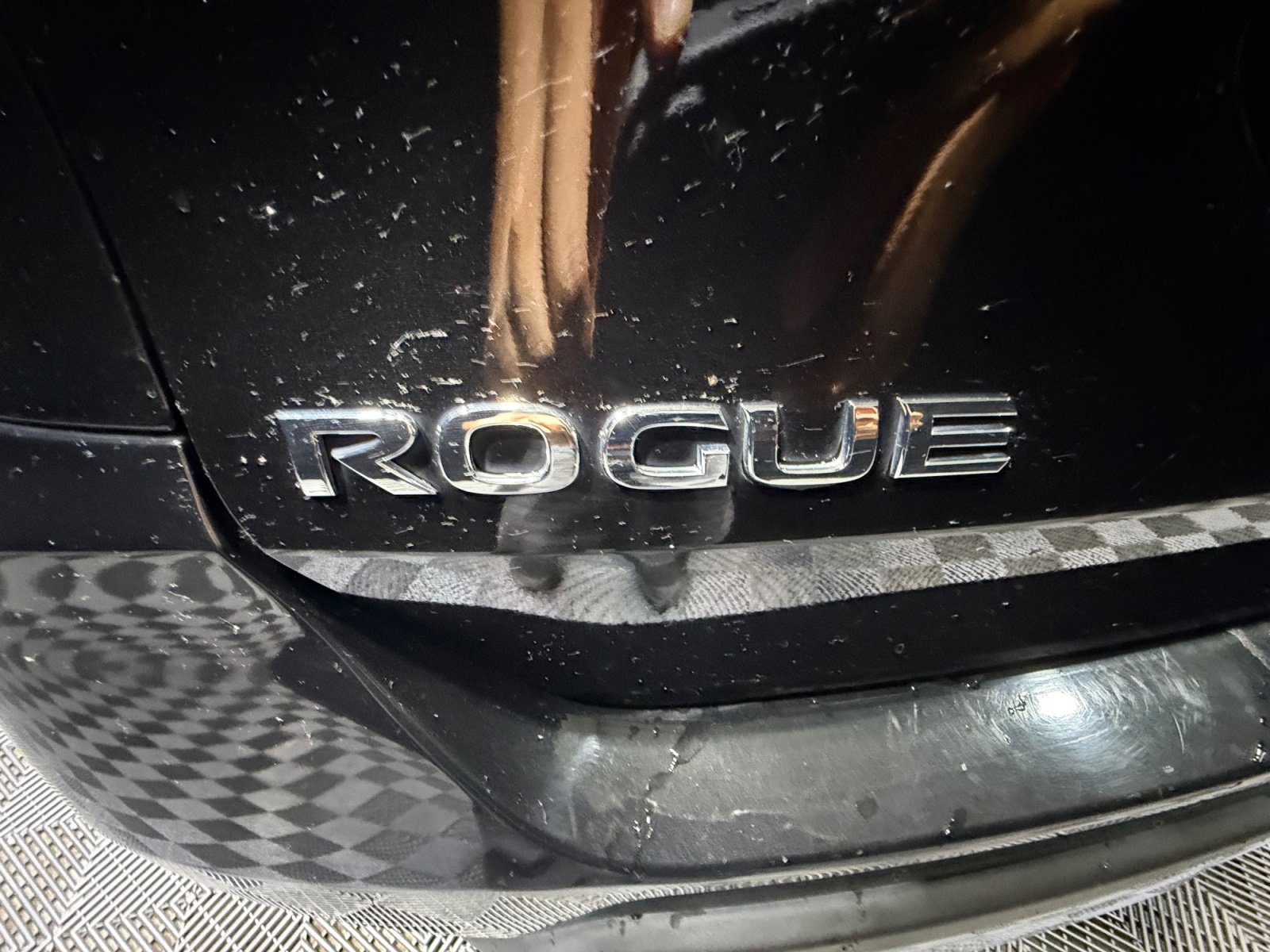 Used 2019 Nissan Rogue S FWD image 24