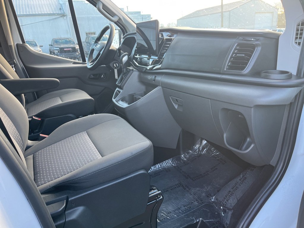 Used 2024 Ford Transit 350 XLT image 9