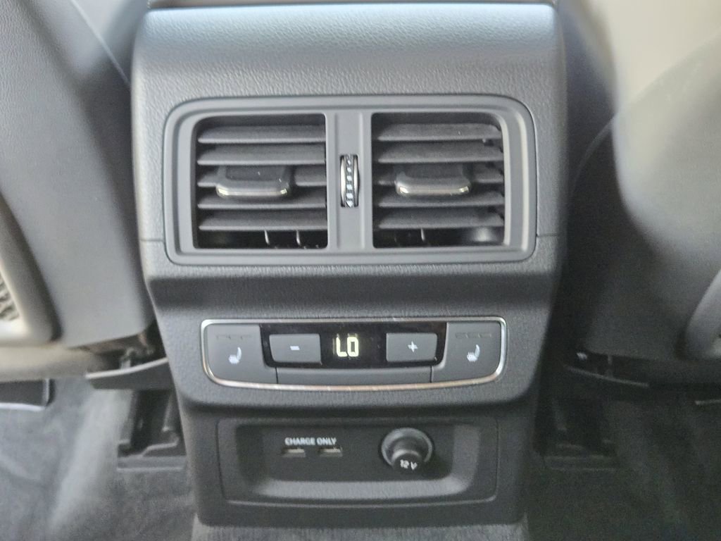 Used 2021 Audi SQ5 Prestige w/ Prestige Package image 38