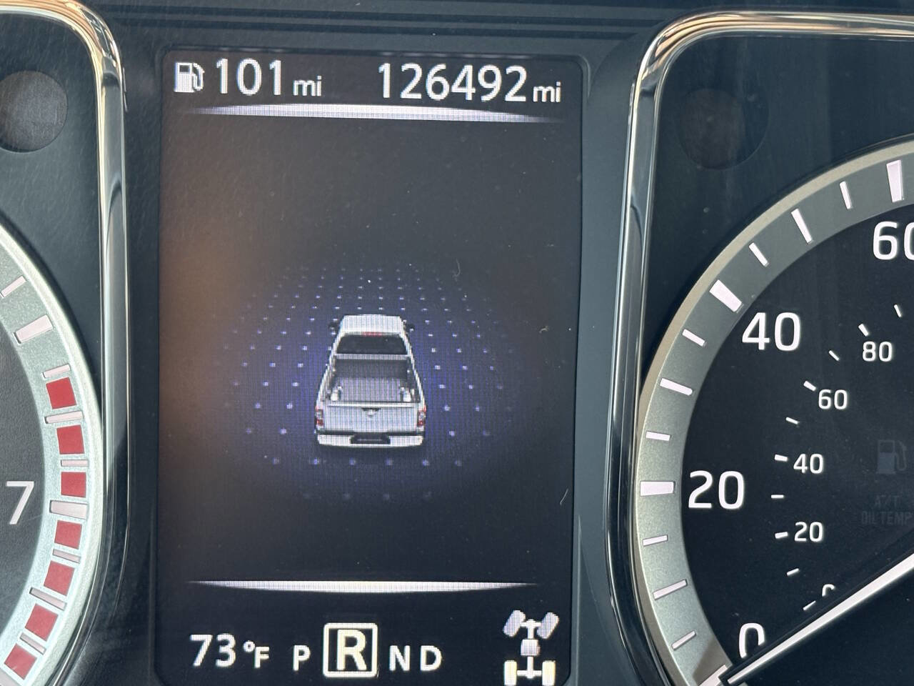 Used 2018 Nissan Titan SV image 39