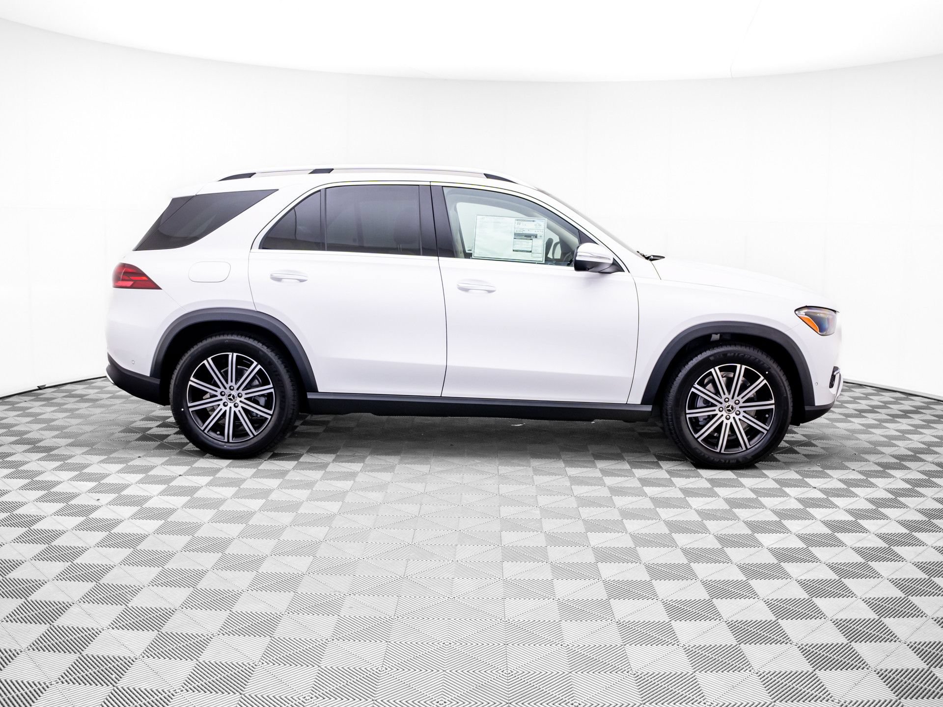 New 2026 Mercedes-Benz GLE 350 4MATIC image 6