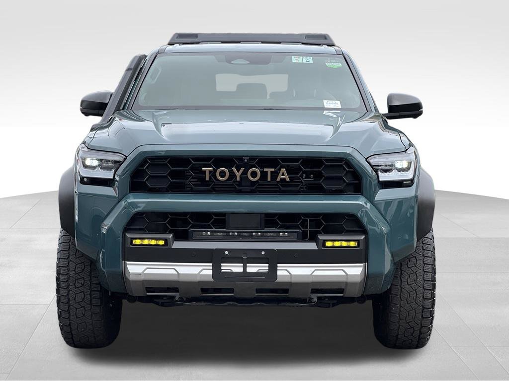 Certified 2025 Toyota 4Runner Trailhunter AWD/4WD image 8