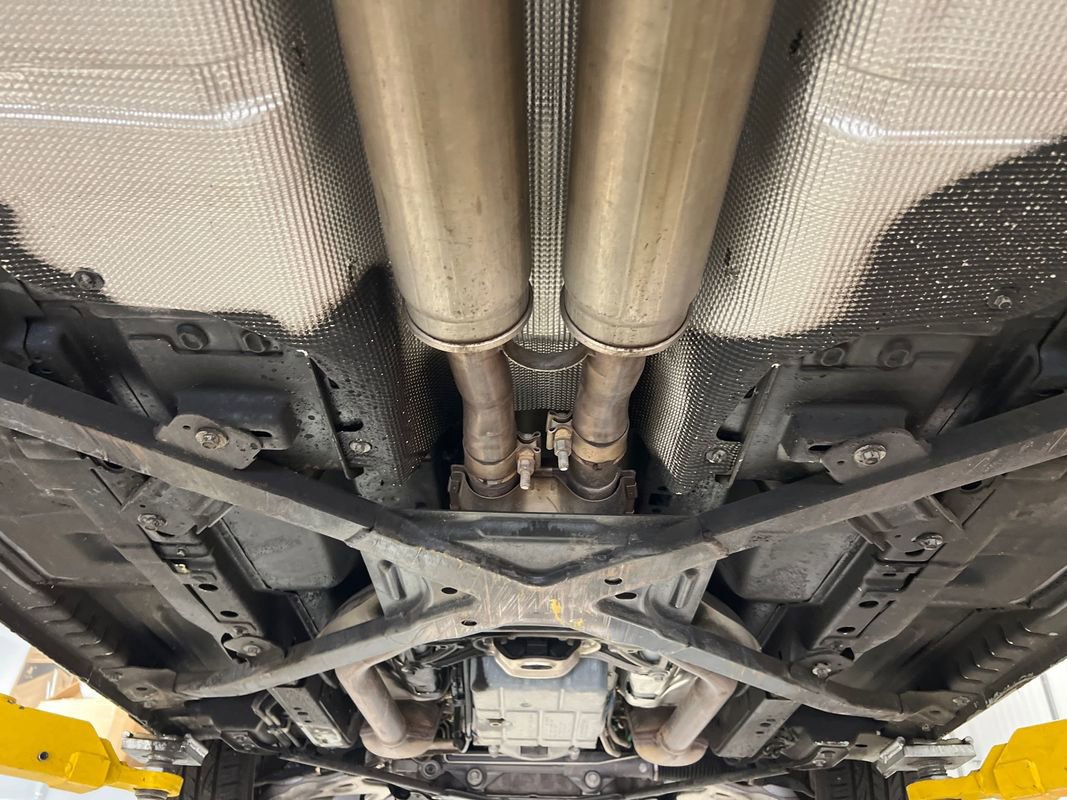 Used 2003 Ford Thunderbird image 45