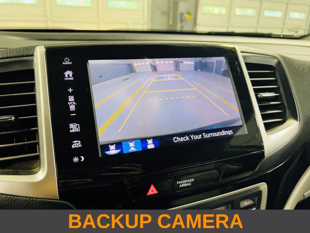 Used 2017 Honda Pilot Touring image 7