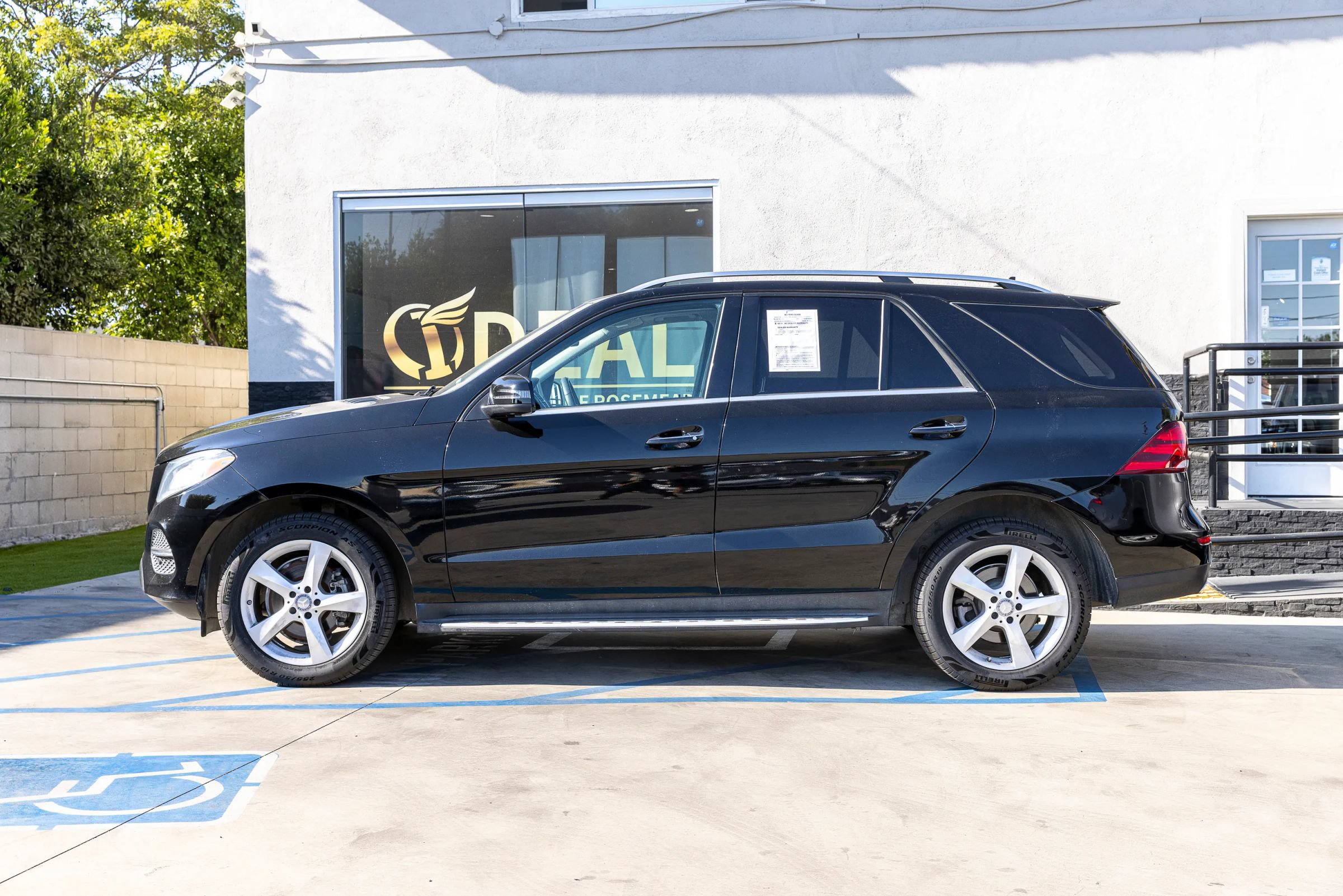 Used 2016 Mercedes-Benz GLE 350 image 9