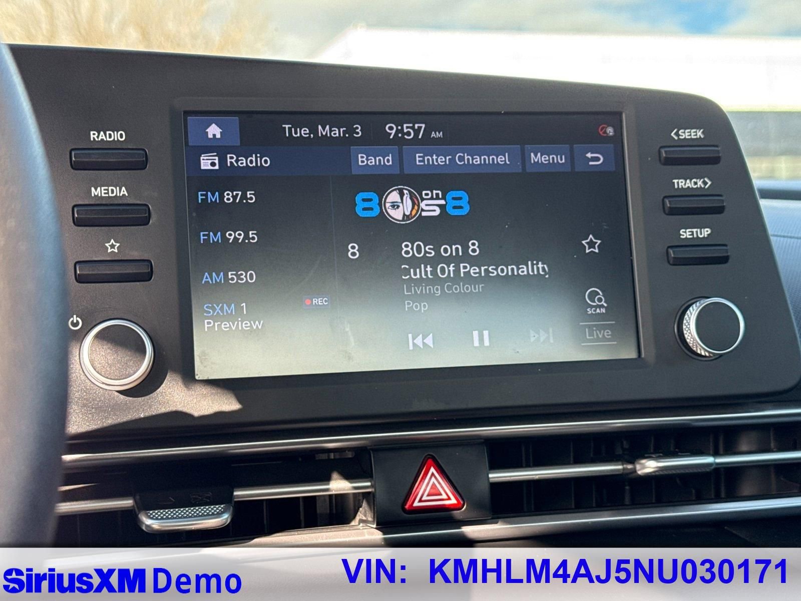 Used 2022 Hyundai Elantra Blue image 31