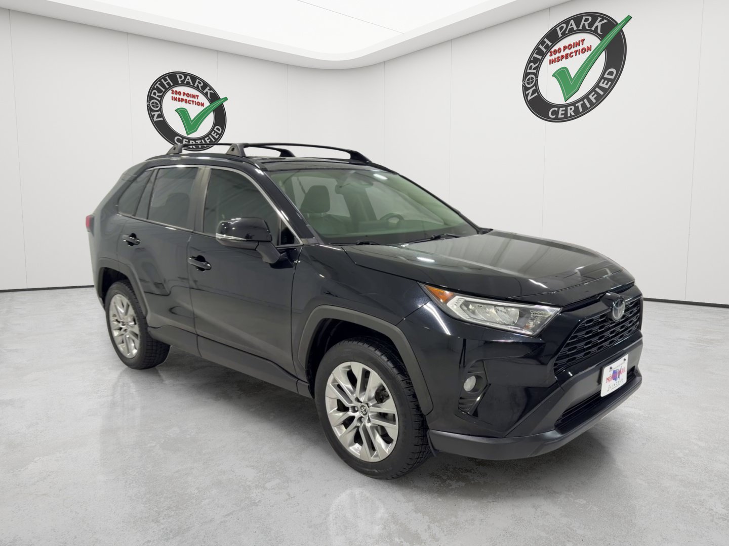 Used 2019 Toyota RAV4 XLE Premium AWD/4WD image 7
