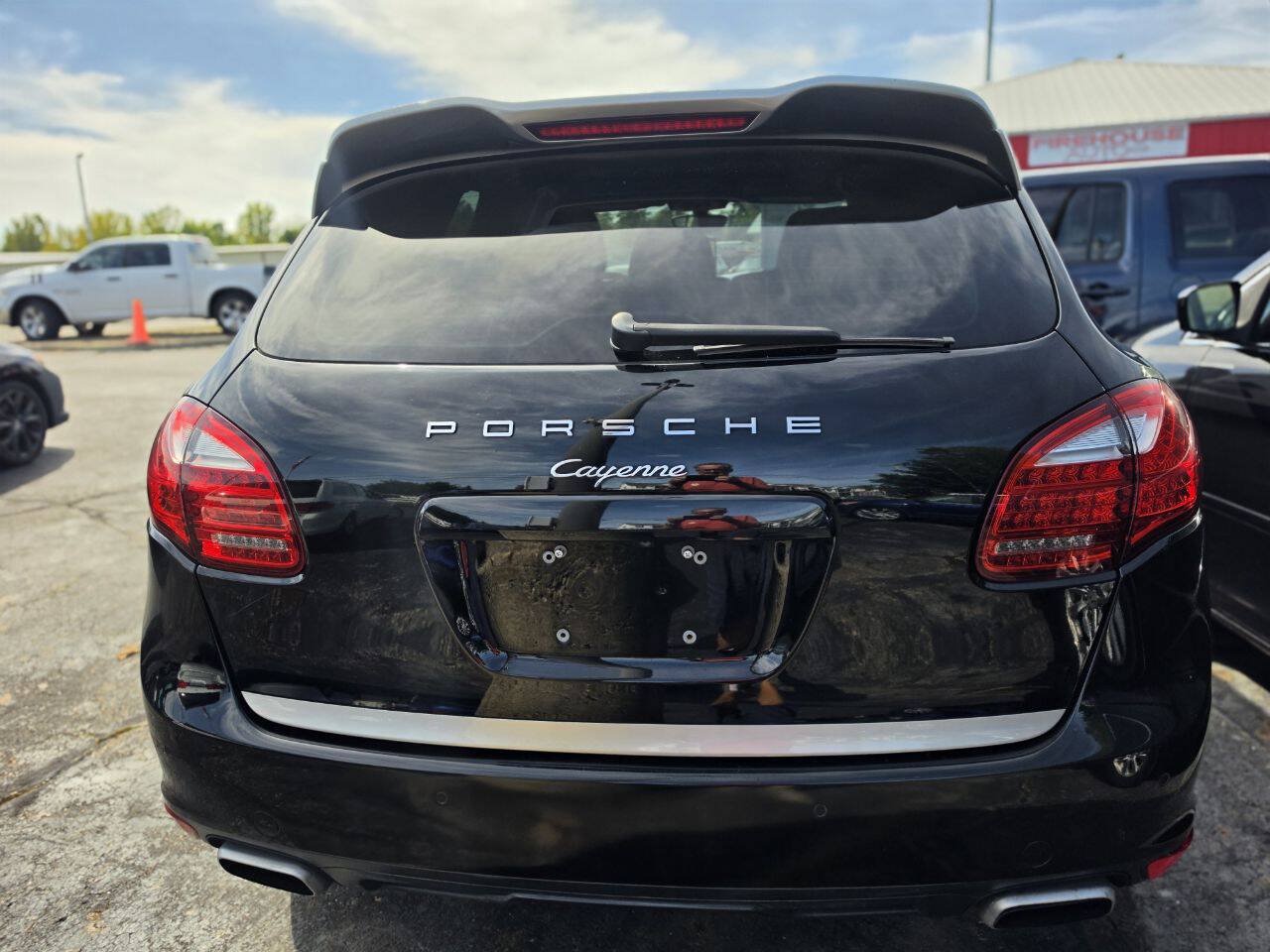 Used 2014 Porsche Cayenne Platinum Edition AWD/4WD image 5
